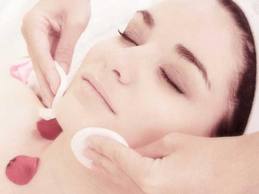 Facial: Revitalização e Rejuvenescimento